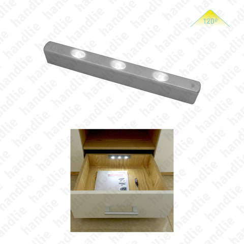 IL.370 - Battery powered profiles with LED