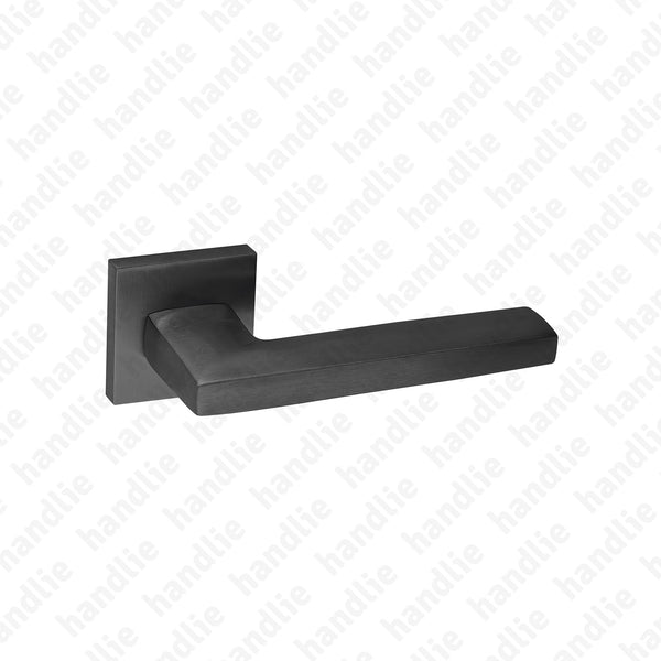 P.IN.00.107.Q Metric - TITANIUM - Door Lever Handle
