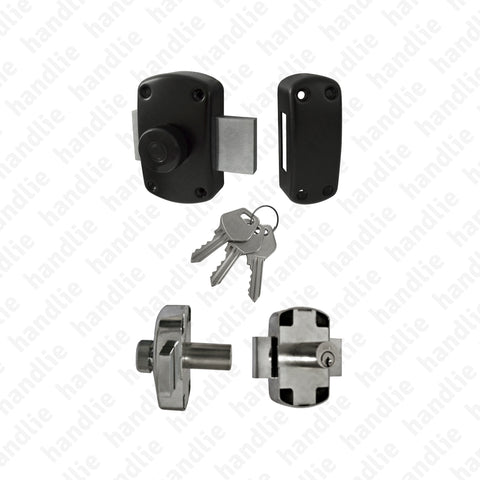 F.2022 - Rim lock with cylinder and knob
