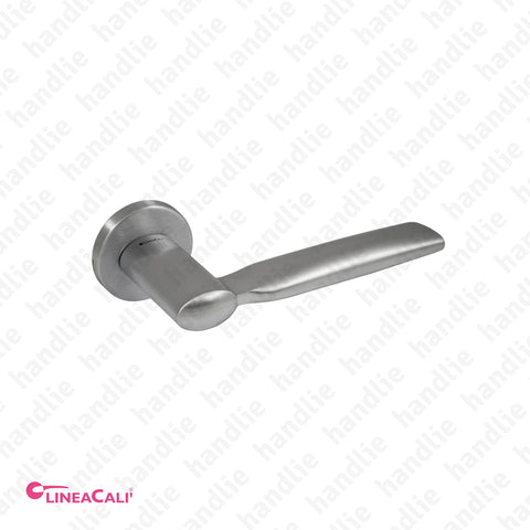 P.480 - SPRING ZINCRAL - Lever handle pair for doors - Brass