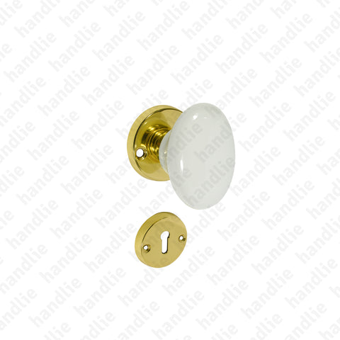 P.5151 - Knob pair - 67x47  - Brass + Porcelain