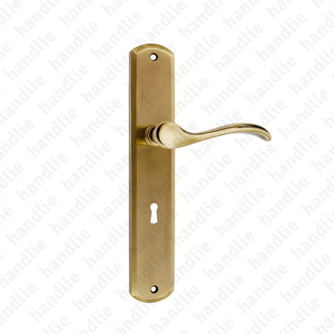 P.5603 - Lever handle pair - Brass