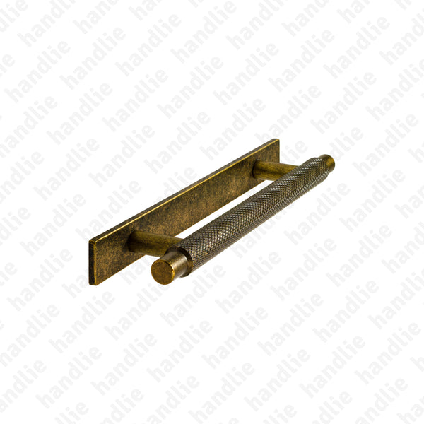 PM.7605 | MANOR BACK - Furniture pull handle - CC 128 / CC 192